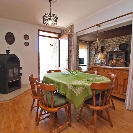 Apartman Fuer 4 Personen Ca 90 Qm In Rabac, Istrien Bucht Von Rabac